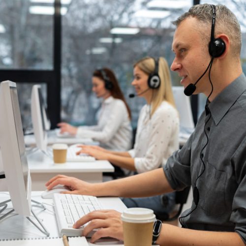 Employés de SAV externalisé